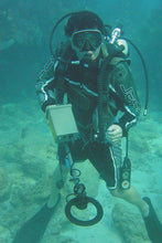 Load image into Gallery viewer, JW Fisher Pulse 8X Underwater Metal Detector by Sports365pro