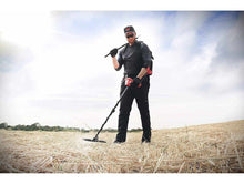 Load image into Gallery viewer, Minelab Vanquish 340 Metal Detector