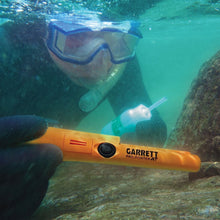 Load image into Gallery viewer, Garrett AT Pinpointer "Garrett Carrot" with Finds Pouch, Edge Digger and Belt by Sports365pro
