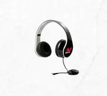 Load image into Gallery viewer, Minelab Vanquish 440 Metal Detector by Sports365pro
