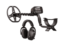 Load image into Gallery viewer, Garrett AT Pro Metal Detector
